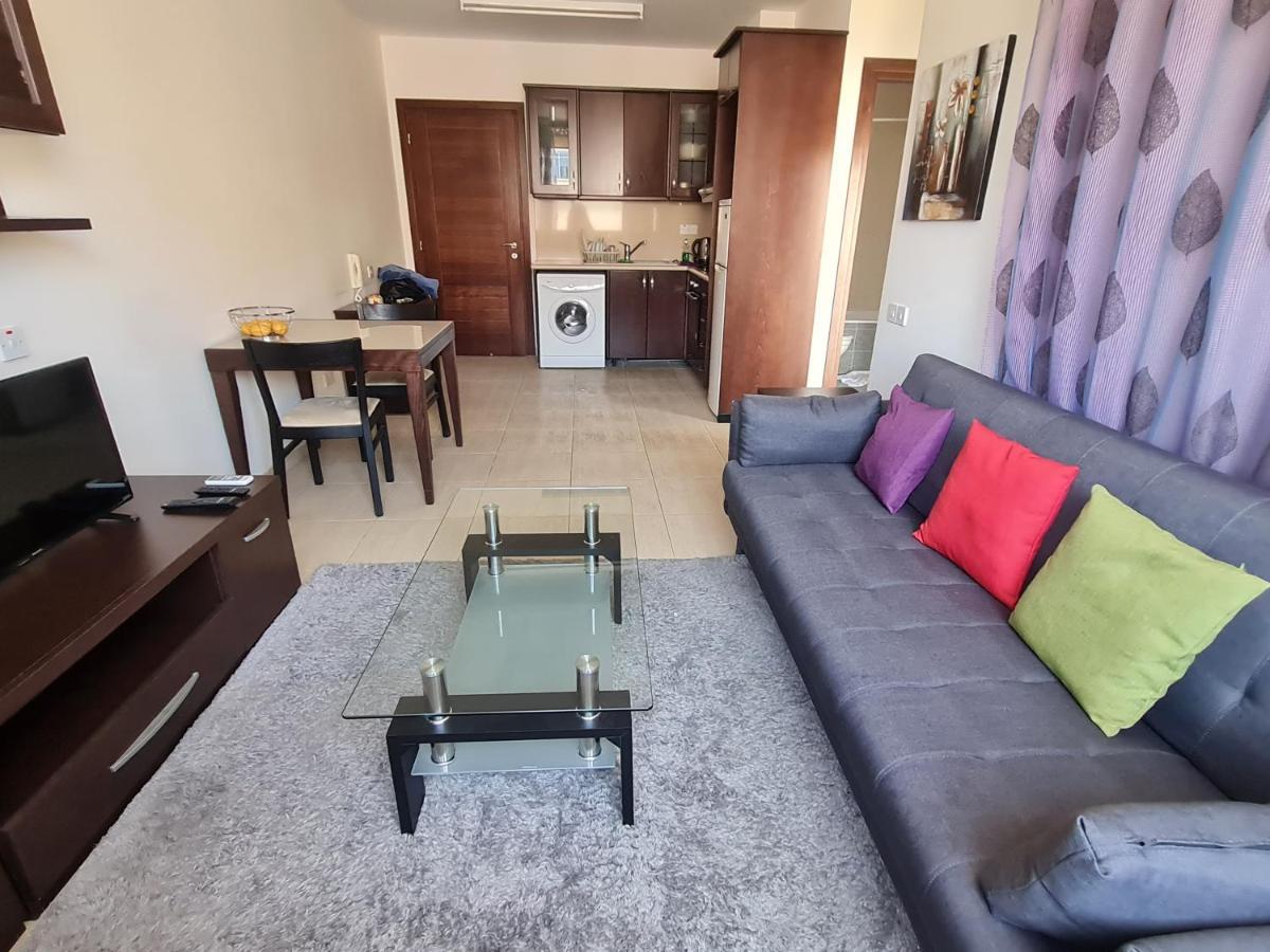 Danaos 2 Complex Apartment - By Imh Travel & Tours Paphos Buitenkant foto