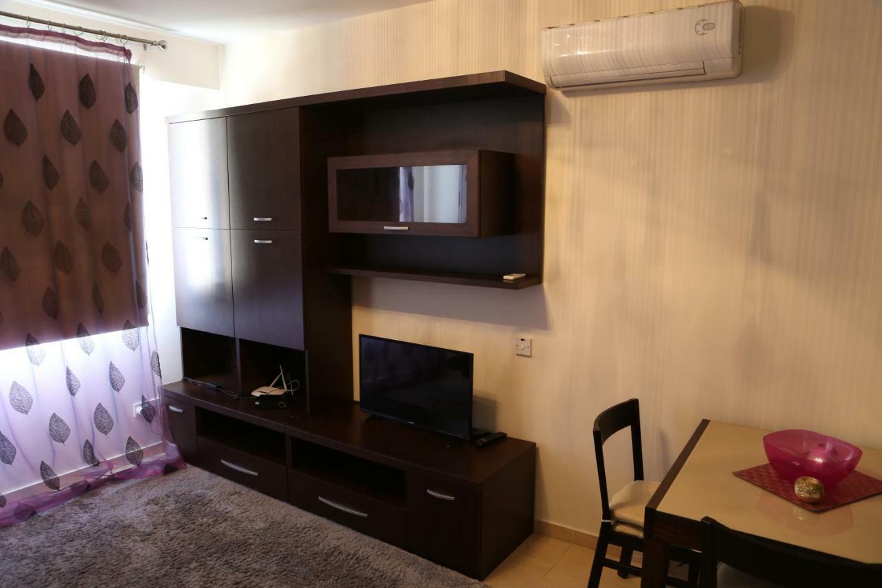Danaos 2 Complex Apartment - By Imh Travel & Tours Paphos Buitenkant foto